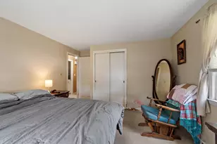 13 Asbury St, Salem, NH 03079 - Photo 18
