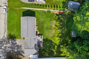 19 Yarmouth Dr, Nashua, NH 03062 - Photo 48