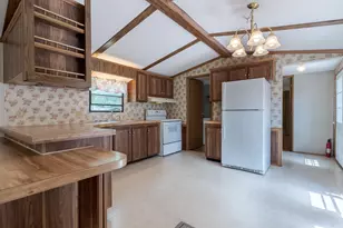 72 Royalcrest Park, Rochester, NH 03867 - Photo 6