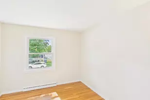 29 Burnside St, Nashua, NH 03064 - Photo 18