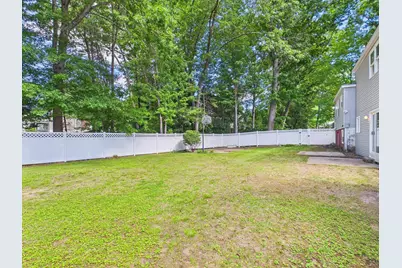 29 Burnside Street, Nashua, NH 03064 - Photo 6