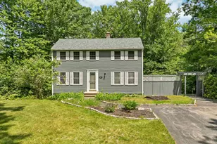 527 N Main St, Wolfeboro, NH 03894 - Photo 1