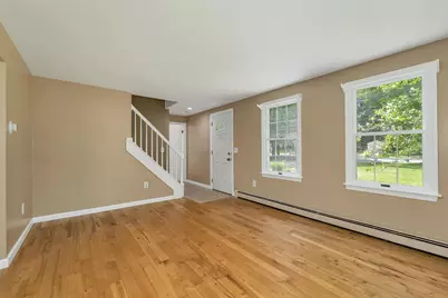527 North Main Street, Wolfeboro, NH 03894 - Photo 6