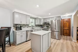 29 Wild Pasture Rd, Kensington, NH 03833 - Photo 4
