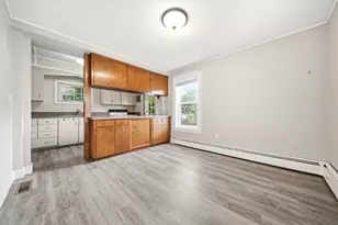 617 Hevey St, Manchester, NH 03102 - Photo 12