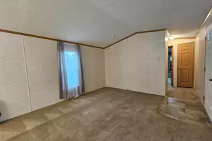 9 Chancellor Dr, Concord, NH 03303 - Photo 16