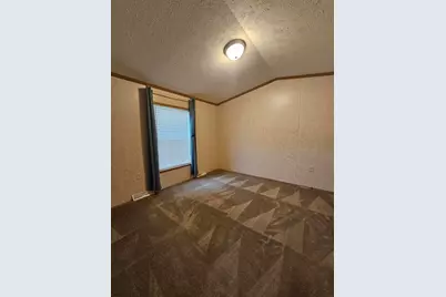 9 Chancellor Drive, Concord, NH 03303 - Photo 12
