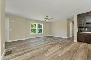 556 Old Candia Rd, Candia, NH 03034 - Photo 12