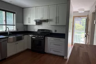 48 McIntyre Court, Manchester, NH 03104 - Photo 4