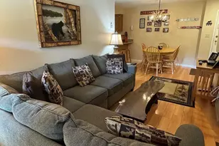 227 Main St, Lincoln, NH 03251 - Photo 2