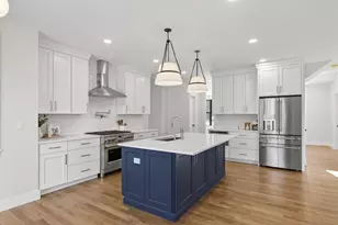 17 Newbury Rd, Pelham, NH 03076 - Photo 4