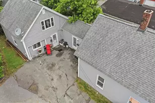 10 Birch St, Derry, NH 03038 - Photo 18