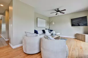 72 Mountain Vlg Rd, Windham, NH 03087 - Photo 14