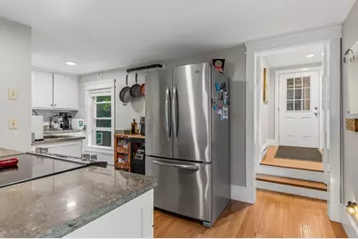 9 Arch Street, Dover, NH 03820 - Photo 18