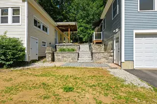 625 Douglas St, Manchester, NH 03102 - Photo 4