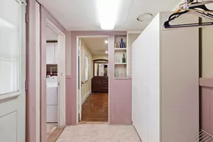 625 Douglas St, Manchester, NH 03102 - Photo 10