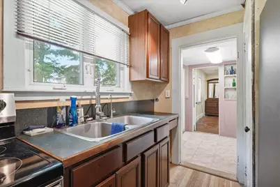 625 Douglas Street, Manchester, NH 03102 - Photo 14