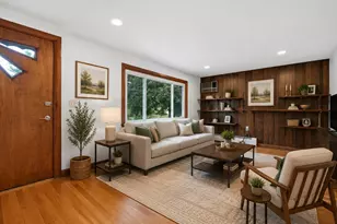 19 Carroll St, Nashua, NH 03063 - Photo 6