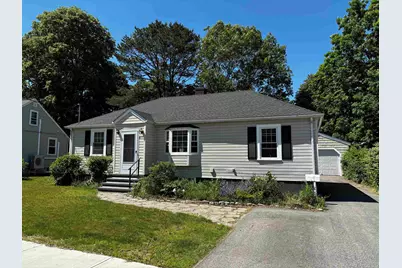 617 Colonial Drive, Portsmouth, NH 03801 - Photo 2