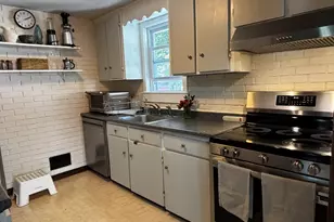 617 Colonial Dr, Portsmouth, NH 03801 - Photo 20