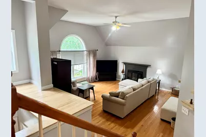 20 Lamprey Village Drive, Epping, NH 03042 - Photo 8