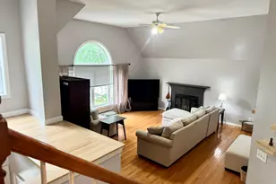 20 Lamprey Village Dr, Epping, NH 03042 - Photo 8