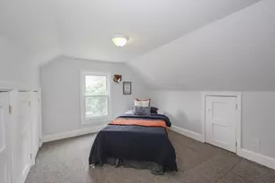 258 Belmont St, Manchester, NH 03103 - Photo 16