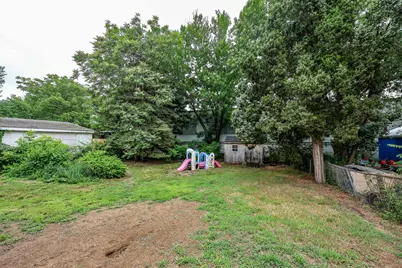 258 Belmont Street, Manchester, NH 03103 - Photo 28