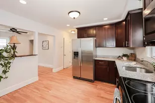 258 Belmont St, Manchester, NH 03103 - Photo 6