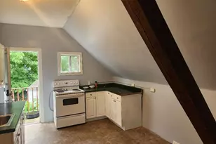 89 Belding St, Claremont, NH 03743 - Photo 8