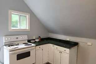 89 Belding St, Claremont, NH 03743 - Photo 10