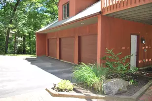 43 Camelot Dr, Bedford, NH 03110 - Photo 4