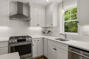 293 Peverly Hill Rd, Portsmouth, NH 03801 - Photo 4