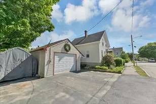 19 Monroe St, Concord, NH 03301 - Photo 10