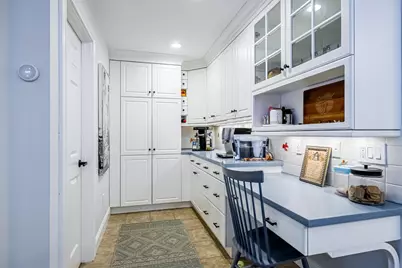 129 Sherburne Street, Manchester, NH 03104 - Photo 10