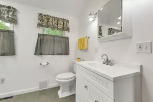 95 Georgetown Dr, Barnstead, NH 03225 - Photo 18