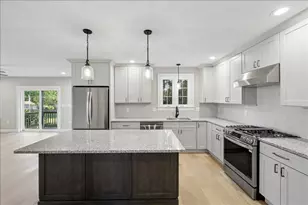 214 Pembroke St, Pembroke, NH 03275 - Photo 8
