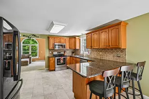 8 Hazelwood Dr, Salem, NH 03079 - Photo 12