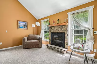 8 Hazelwood Drive, Salem, NH 03079 - Photo 8