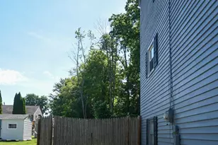 22 Edgewood St, Milford, NH 03055 - Photo 16