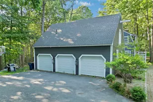 9 Meadowview Dr, Plaistow, NH 03865 - Photo 6