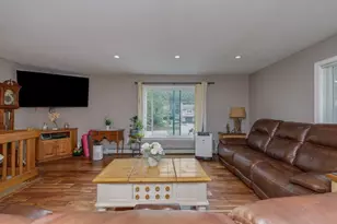 40 Boulder Dr, Danville, NH 03819 - Photo 8