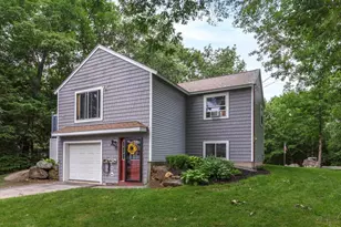40 Boulder Dr, Danville, NH 03819 - Photo 1
