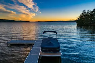 126 Shore Dr, Laconia, NH 03246 - Photo 4