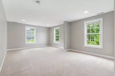 271 Merritt Nyberg Lane, Manchester, NH 03104 - Photo 16