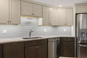 2075 Lafayette Rd, Portsmouth, NH 03801 - Photo 10