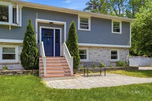 5 Berkley St, Merrimack, NH 03054 - Photo 2
