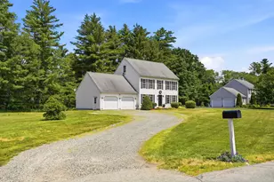 14 Faucher Rd, Londonderry, NH 03053 - Photo 2