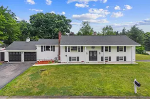 1 Birchwood Dr, Merrimack, NH 03054 - Photo 1