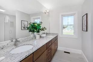 1 Barrington Wy, Amherst, NH 03055 - Photo 16
